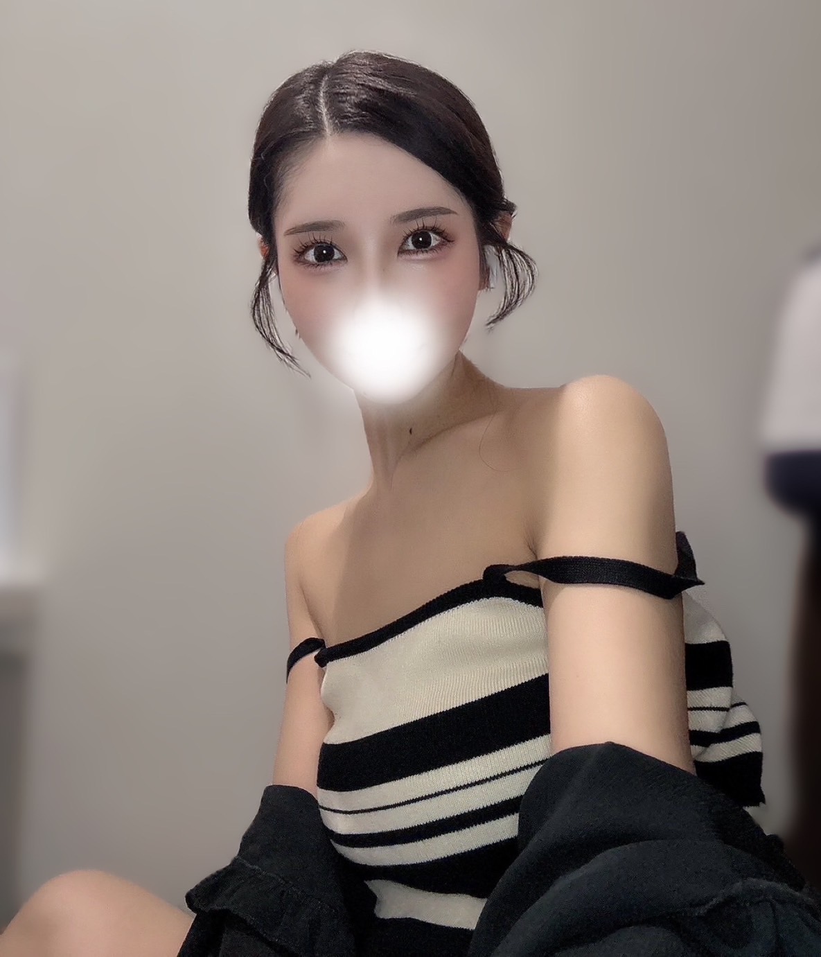 あやな